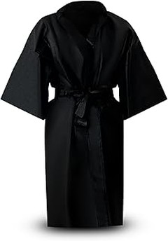Cómo Cuidar y Mantener Batas y Kimonos Desechables